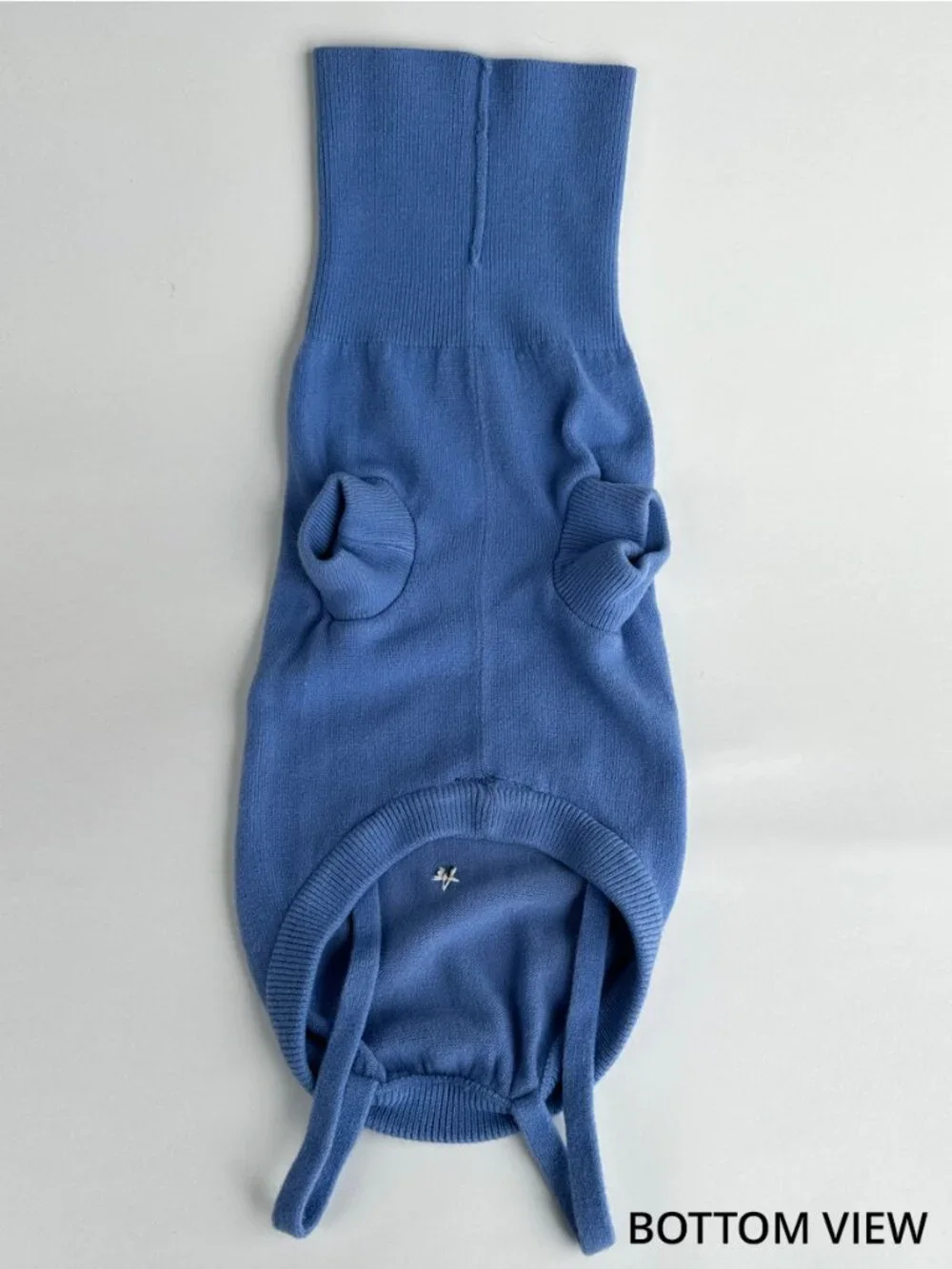 Dickens Closet Periwinkle Blue Embroidered Daisy Dog Sweater M Turtleneck Knit